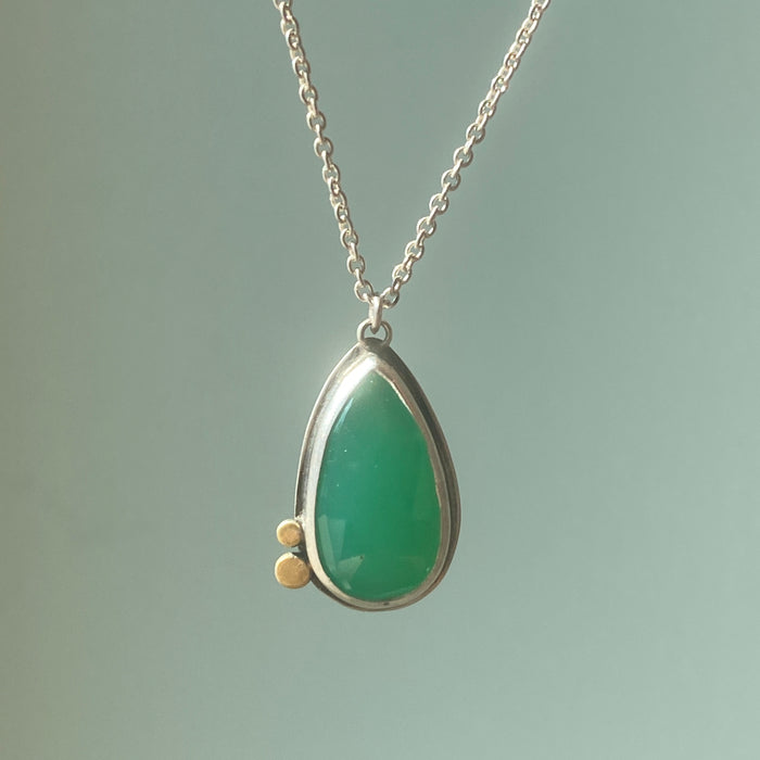 Rosecut Chrysoprase Necklace with Gold Dots