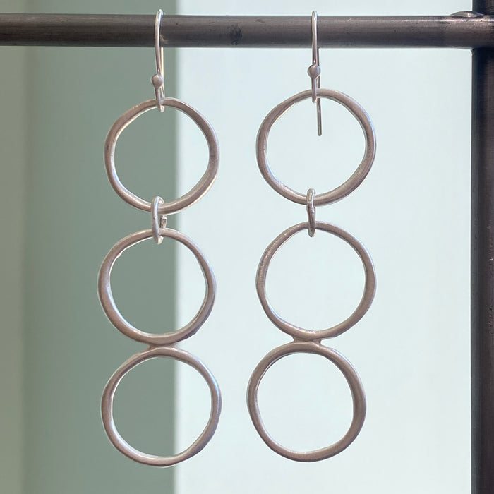 large three circles earrings