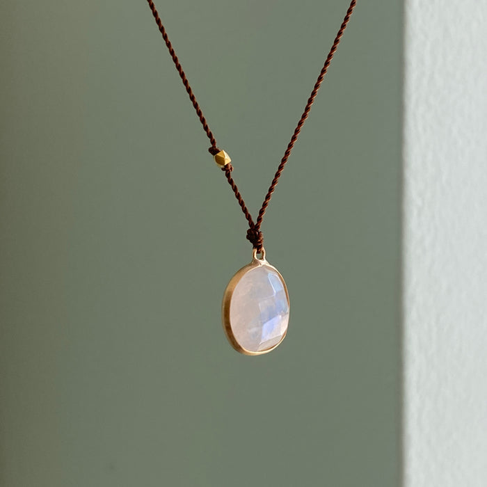 Rainbow Moonstone Lark