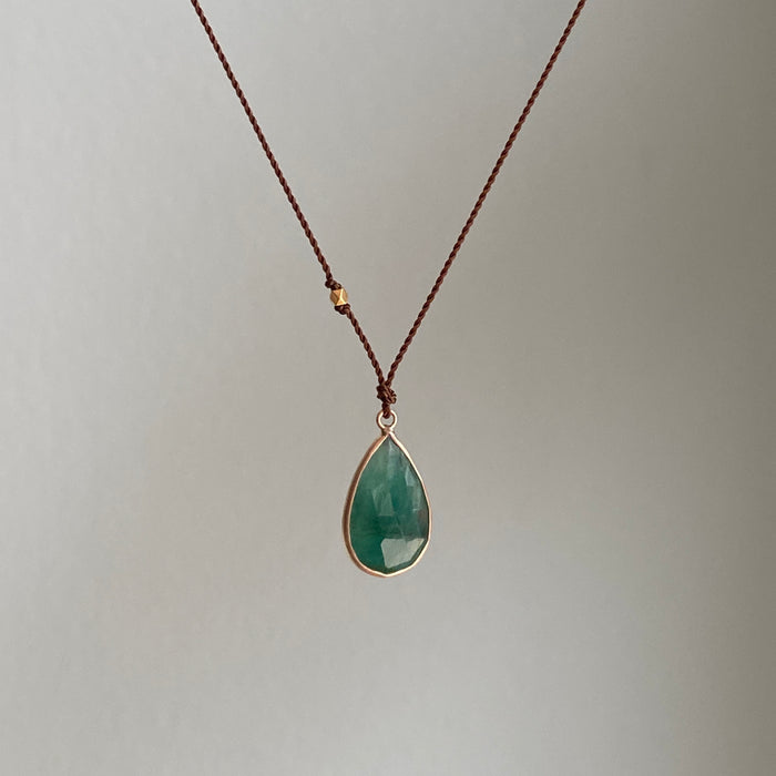Emerald Teardrop Lark