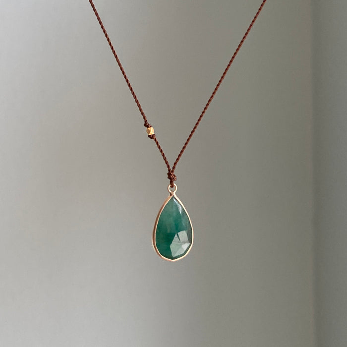 Emerald Teardrop Lark