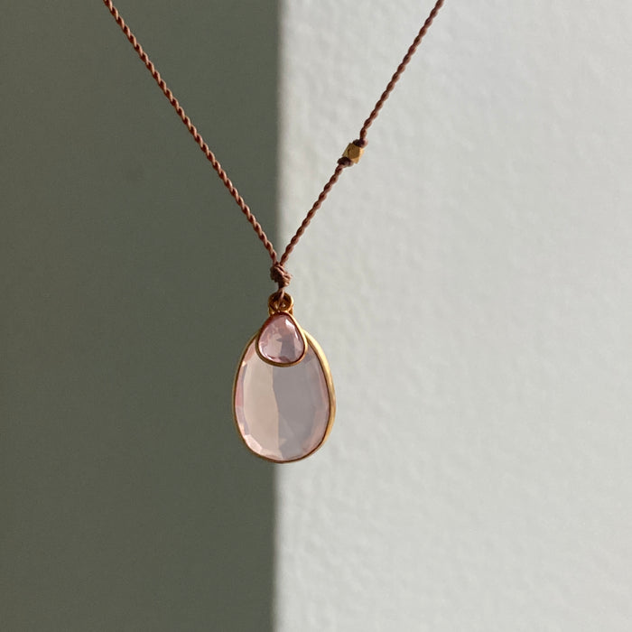 Rose Quartz with Sapphire Nightingale